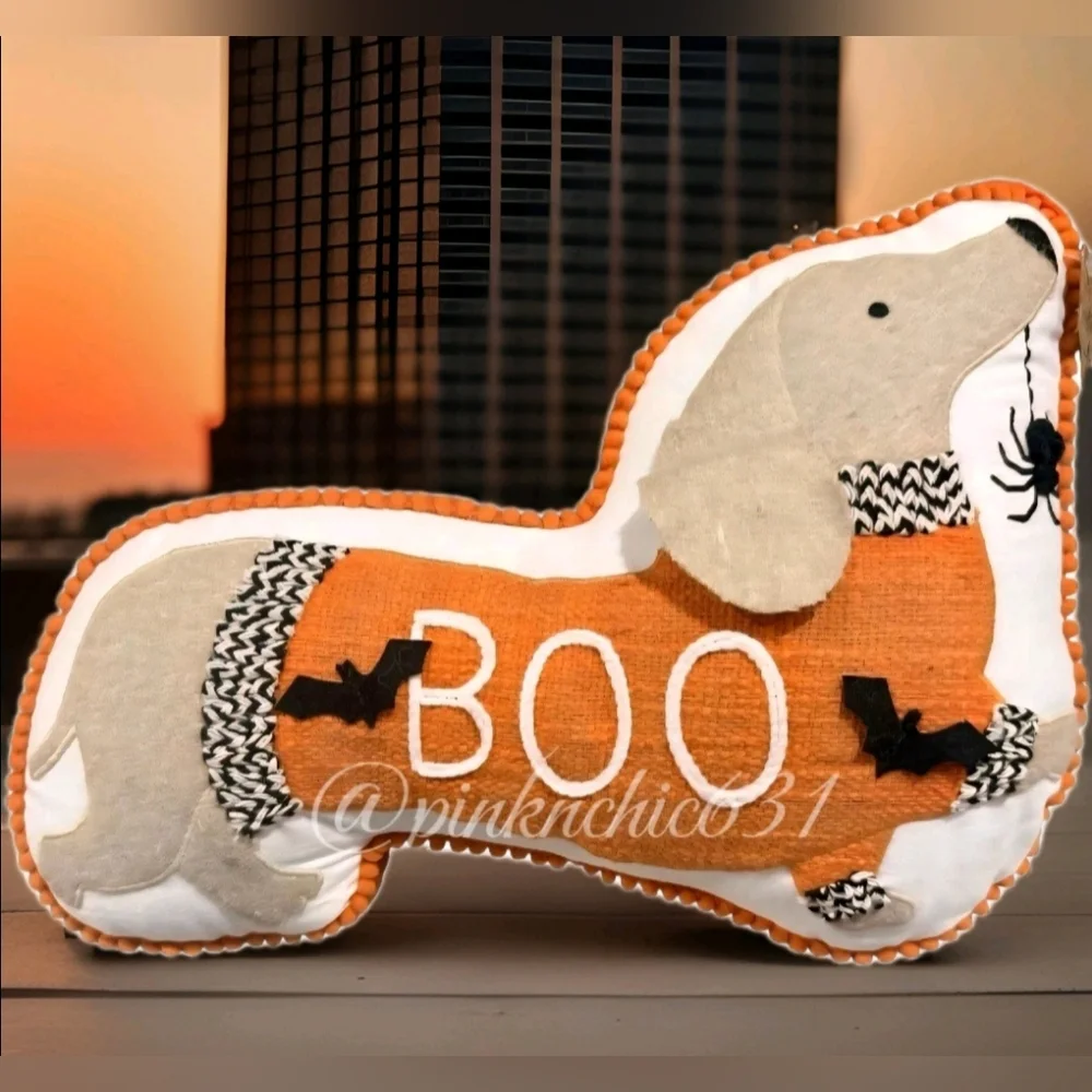 Hallow's Eve Dachshund Sweater Bats Weiner Dog Decorative Halloween Pillow